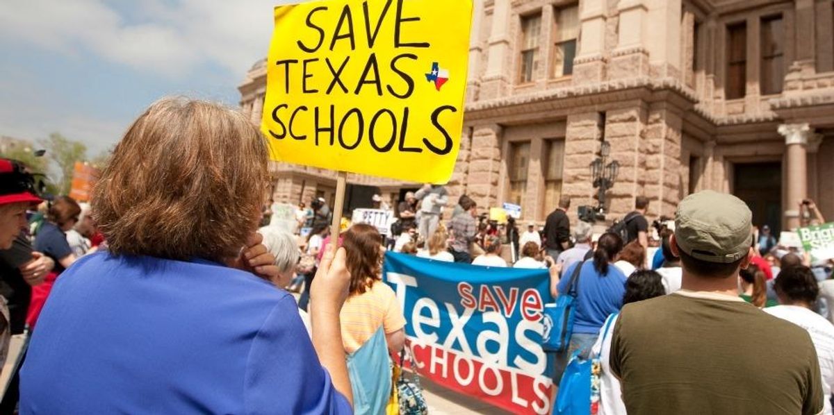Newly Unveiled Texas School 'Reform' Proposals In Step With RightWing