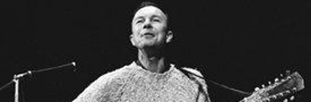 Pete Seeger (1919-2014): Peace Activist and Folk Legend Has Died