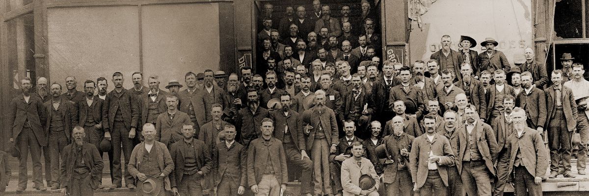 A black-and-white image of members of the Independent People's Party.