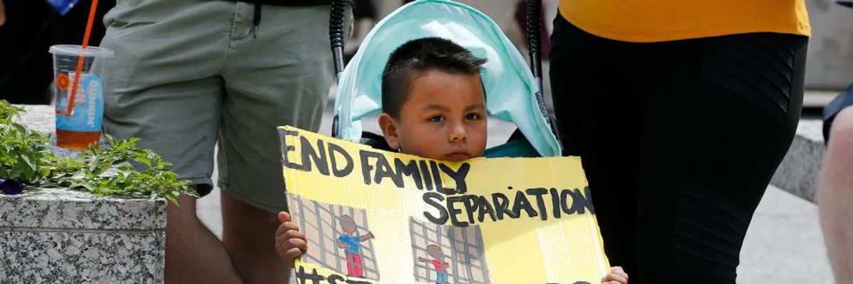 Amid Trump's Disingenuous Vow for Unity, Rights Groups Say ICE Raids in Mississippi Only 'Sow Fear, Pain, and Discord'