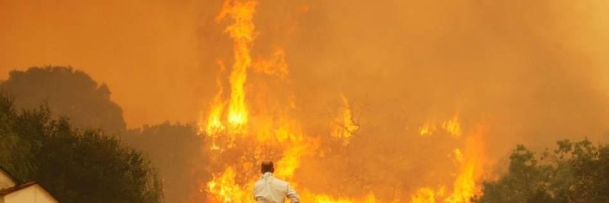 Warning of More 'Extreme Wildfires' and Coastal Floods, New Report Details 'Apocalyptic Threat' Climate Crisis Poses to California