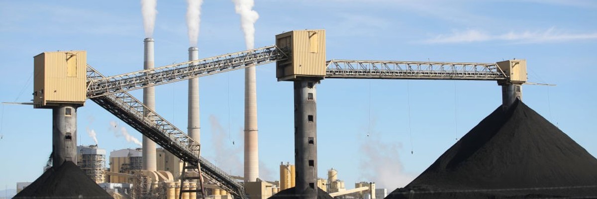 a coal-fired power plant in Utah releases steam