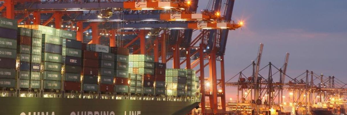 Fears of 'Collateral Damage to Democracy' as Trump Weighs Withdrawing From Global Postal Pact