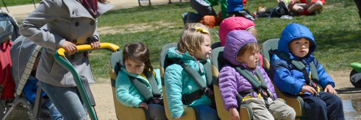 Democratic Frontrunner Bernie Sanders Releases Plan for Guaranteed 'Child Care and Pre-K for All'