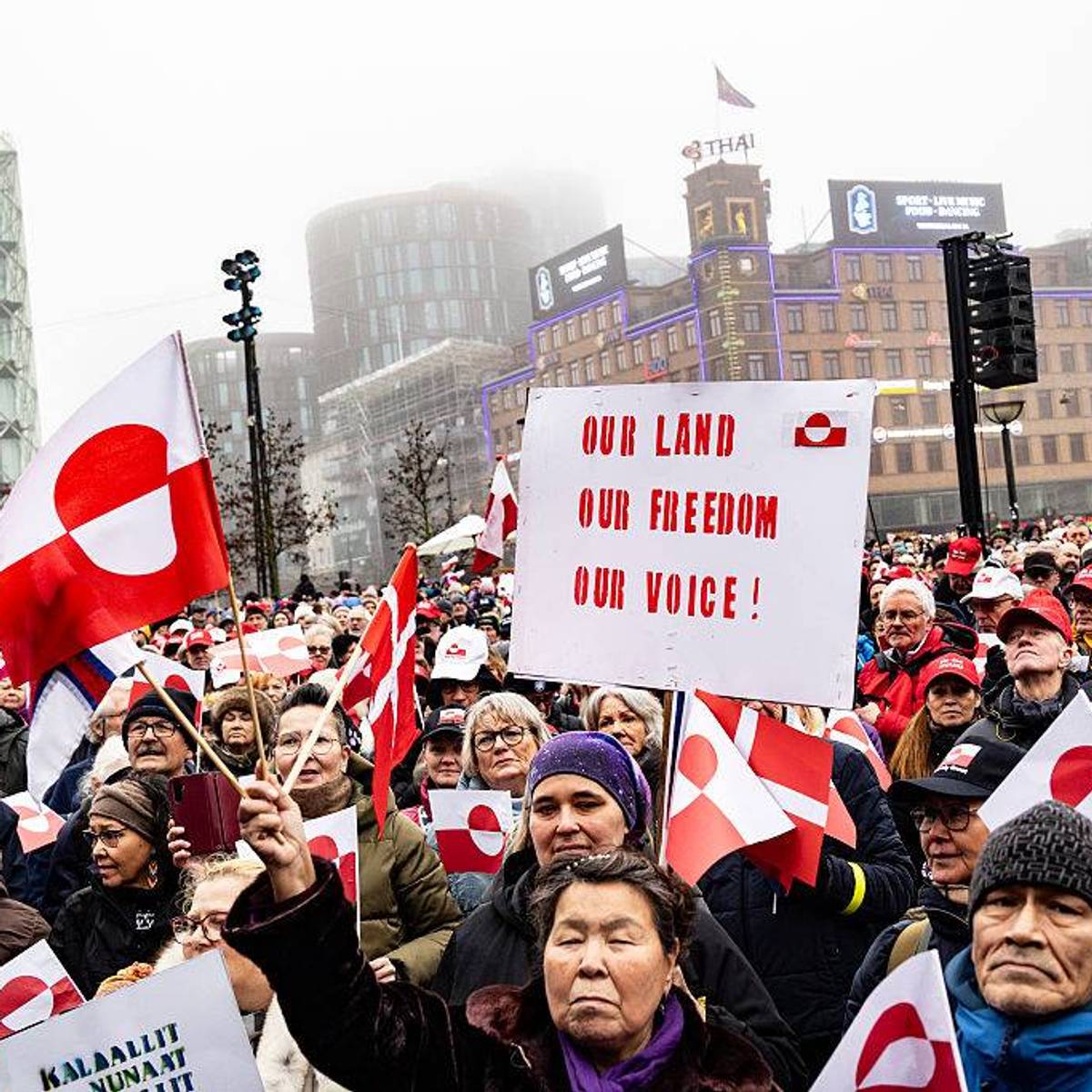 EU Readies to Aim Economic 'Bazooka' at the US Over Trump Tariff 'Blackmail,' Greenland Threats