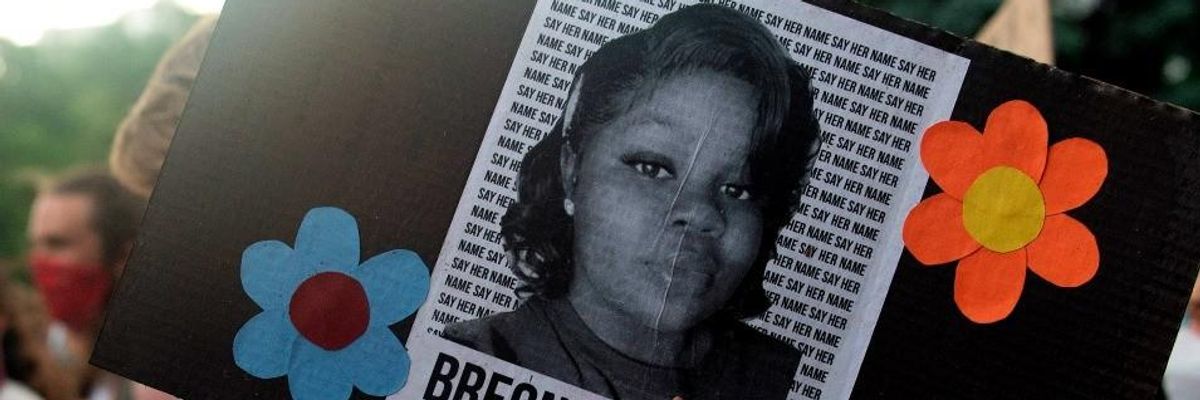 'It's About Damn Time': 4 Louisville Cops Charged in Killing of Breonna Taylor