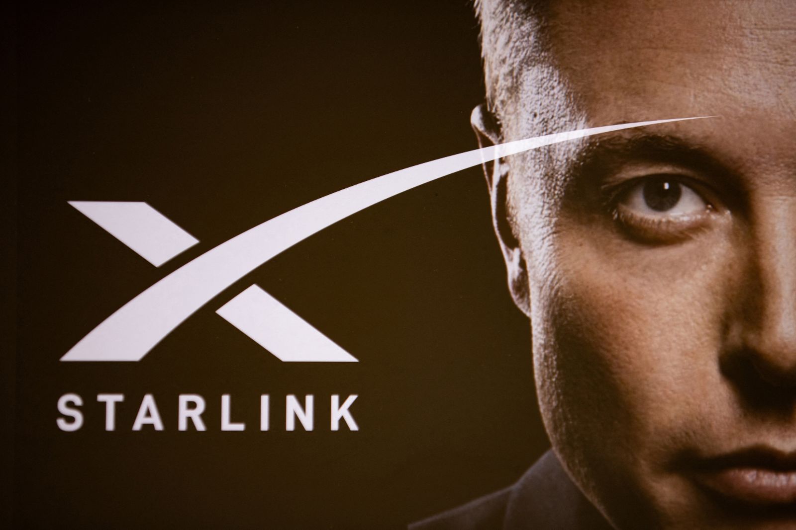 a-double-exposure-photograph-shows-a-portrait-of-elon-musk-and-the-starlink-company-logo.jpg?id=56635791&width=4724&height=3150&coordinates=0%2C0%2C0%2C0