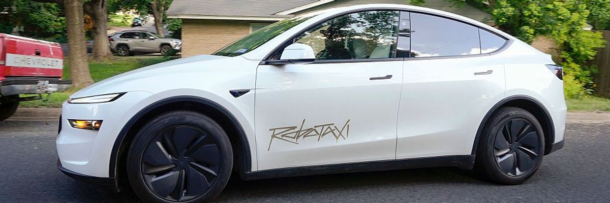 Tesla Robotaxis Are Crashing More Than 12 Times as Frequently as Human Drivers: Report