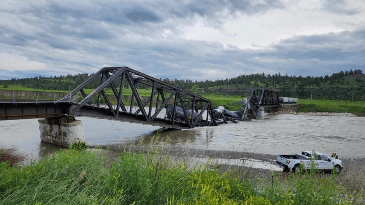 Montana Train Derailment Raises Fears of Similar Disasters on Proposed Uinta Basin Railway