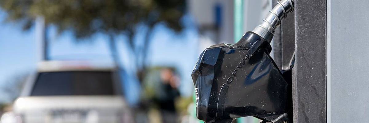 Trump Ripped for Multilevel Stupidity of Scrapping Automobile Efficiency Standards