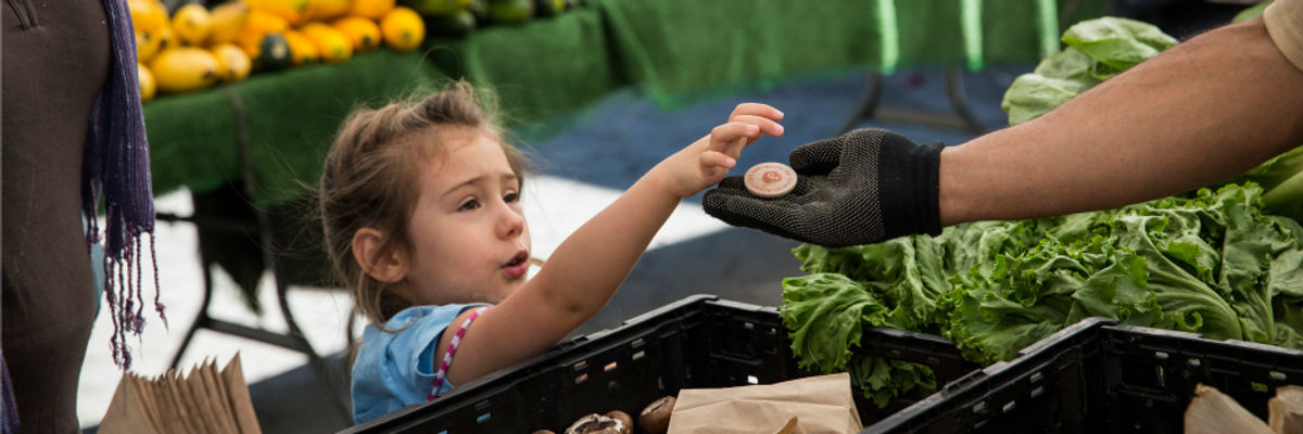 Blue Apron? 'Um, No.' Anti-Hunger Advocates Decry Trump's Food Box Proposal for Nation's Poor