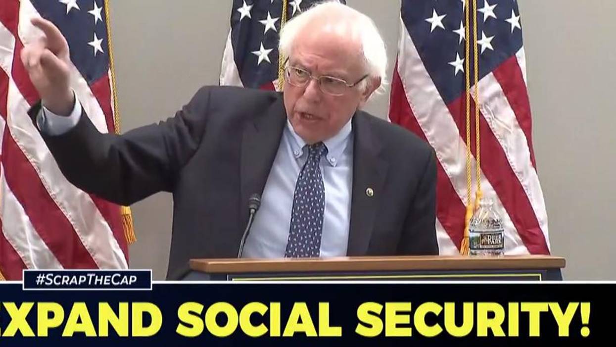 To Ensure Dignity for 'Most Vulnerable' Among Us, Bernie Sanders Introduces Bill to Expand Social Security