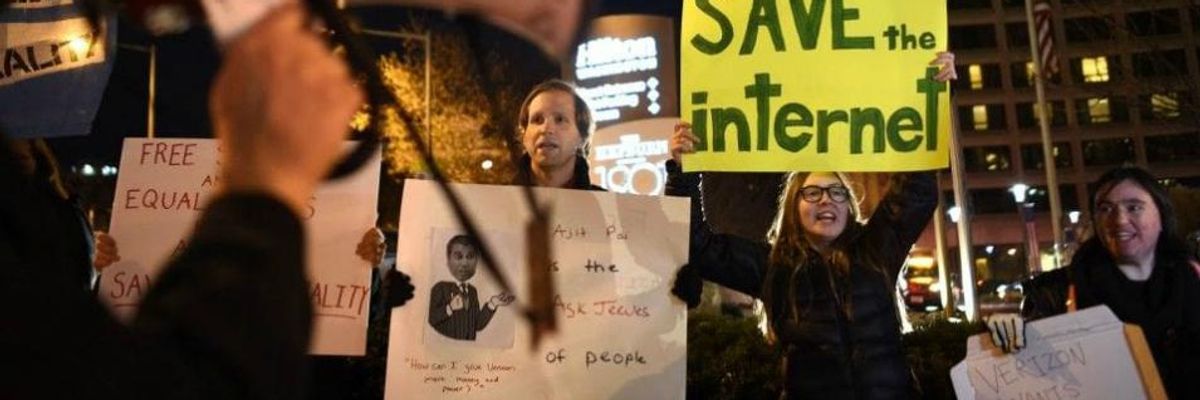 'Don't Sell Out to Big Cable': Internet Defenders Warn Democrats Against Watering Down Net Neutrality Bill