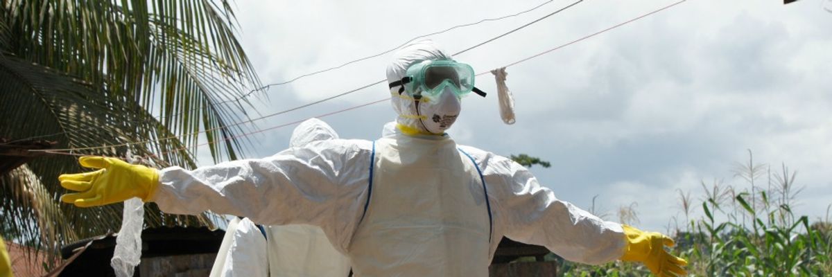 'Ebola Is Winning': Sierra Leone Quarantines 1.2 Million People