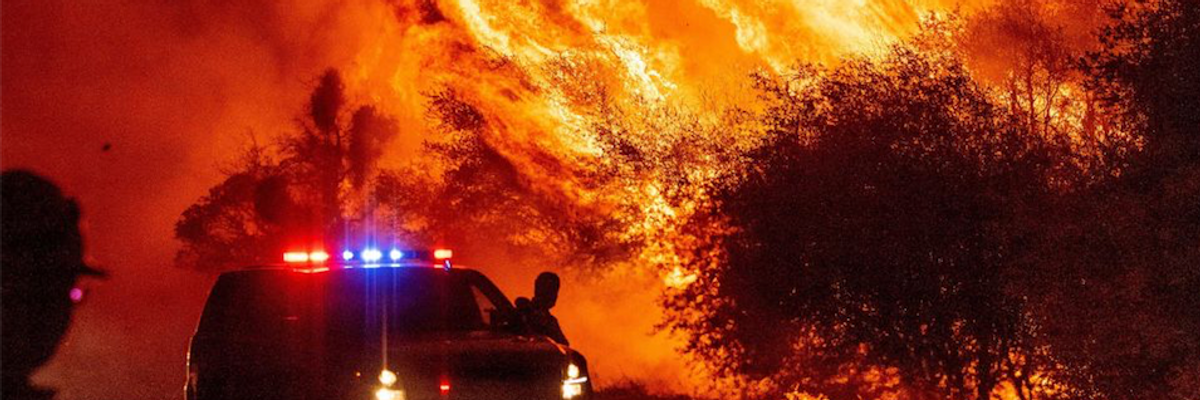 Stark New Visualizations Show How Climate Change Is Fueling Worsening Western Wildfires