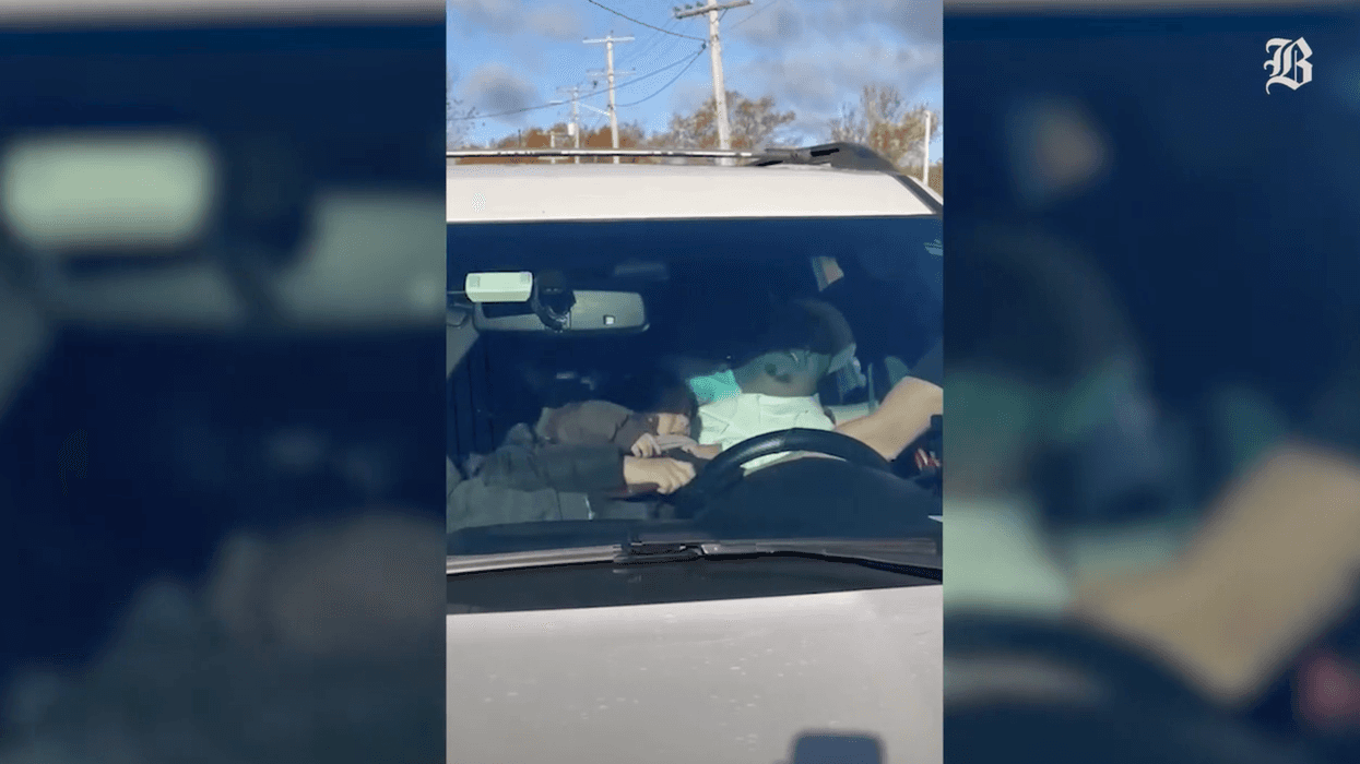 A man appeared to have a seizure while federal immigration agents arrested his wife