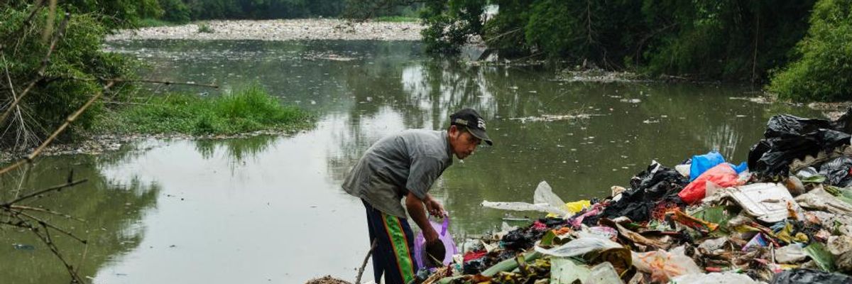 187 Countries Just Took 'Crucial' Step to Stop Rich Nations From Treating Global South as Dumping Ground for Plastic Waste