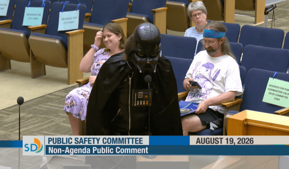 Man in Darth Vader Costume Praises Flock Cameras at City Council Meeting: ‘The Emperor Is a Fan’