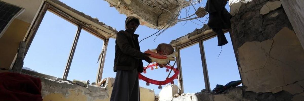 Citing Slaughter in Yemen, Senators Launch New Effort to Block Trump From Selling More US-Made Weapons to Saudis