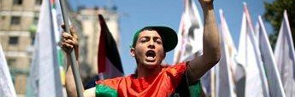 Thousands of Palestinians Rally for Release of 5,000 in Israeli Jails, Including 200 Children