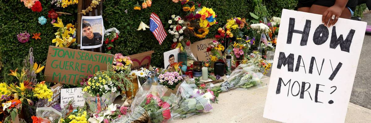 A memorial for Joan Sebastian Guerrero