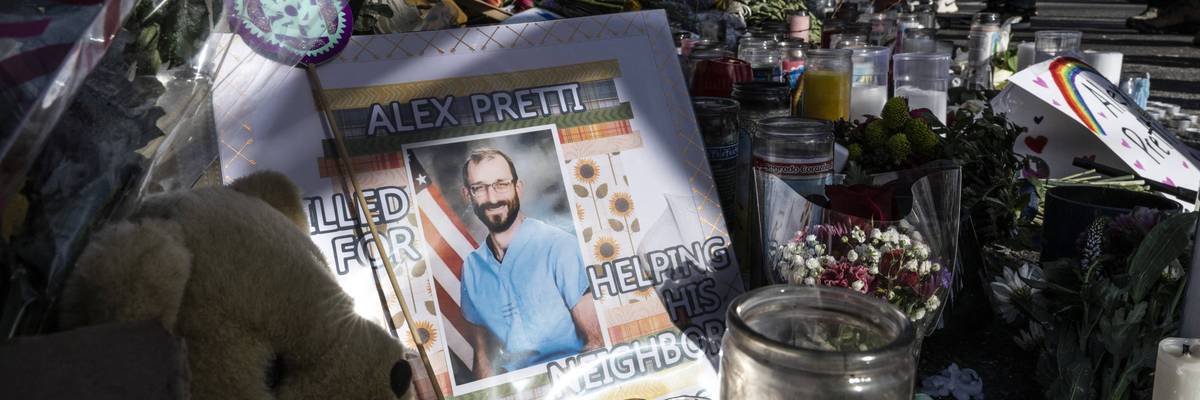A memorial to Alex Pretti
