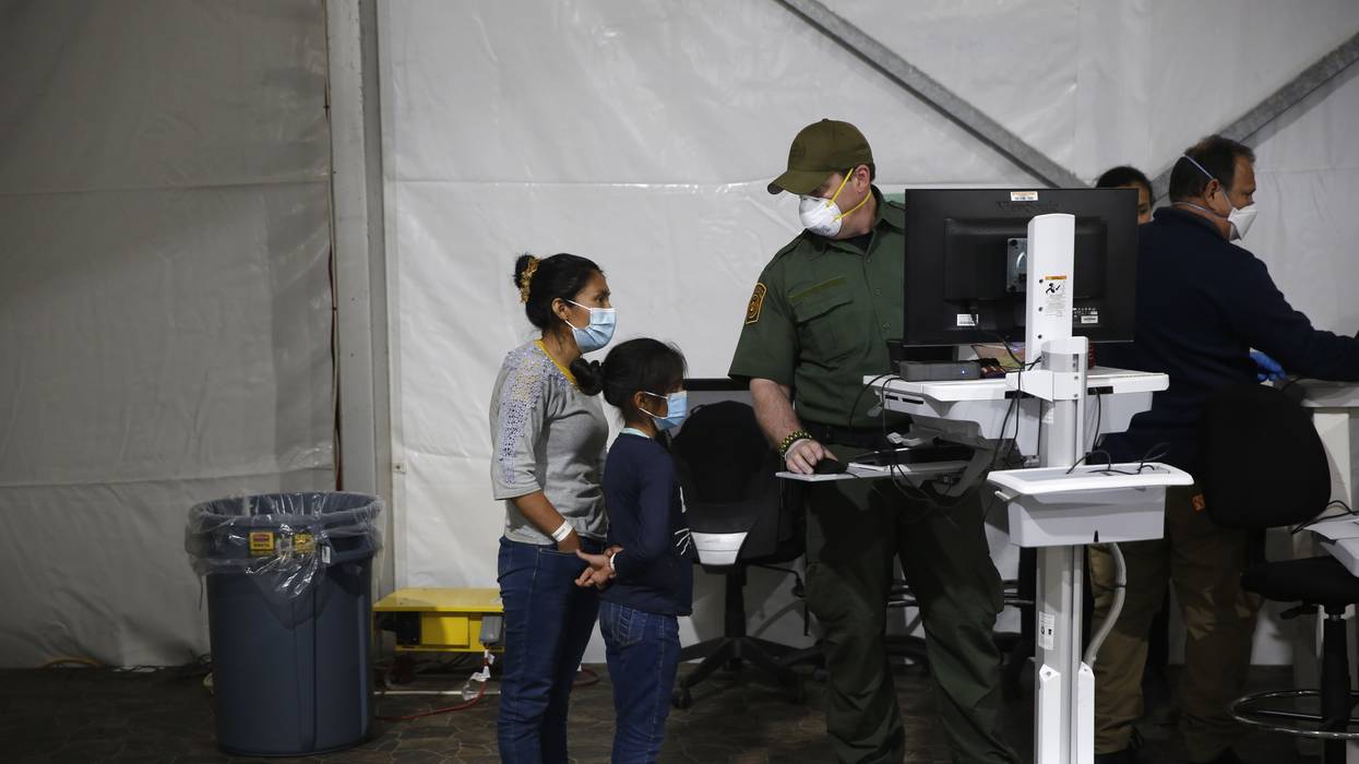 A migrant and her daughter