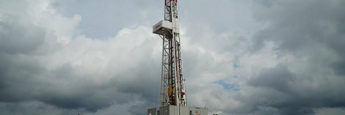 'Denial': House Democrats Pass Law for a Fossil Fuel Future