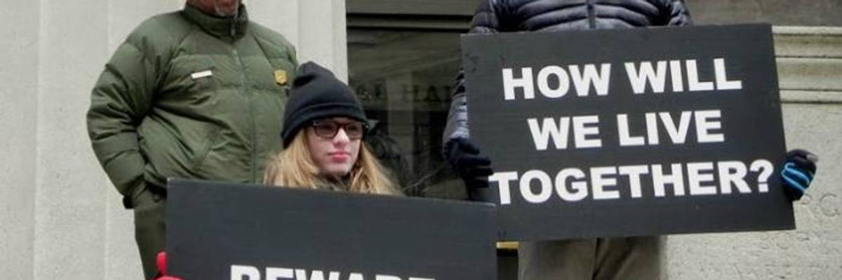 Sanders Slams US Inequality as Report Finds Nearly Half of Americans Can't Afford Basic Necessities