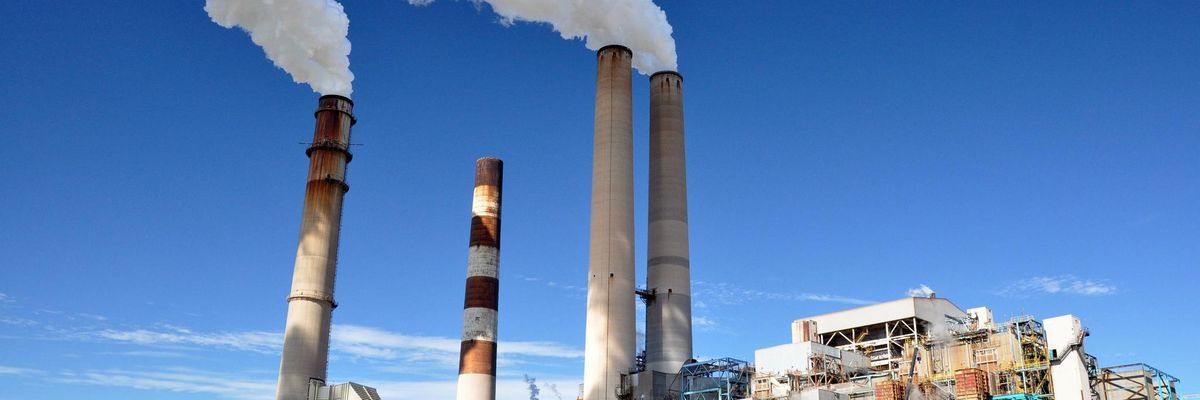 'Giant Leap Backwards' as Global Carbon Emissions in 2017 Soaring to All-Time High