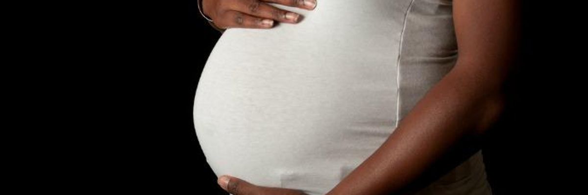 New Research Links Flint Water Crisis to 'Horrifyingly Large' Spike in Fetal Death Rates