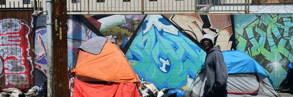 'Internment Camps for the Homeless': Housing Advocates Horrified by Trump Push for 'Crackdown' on California Homelessness