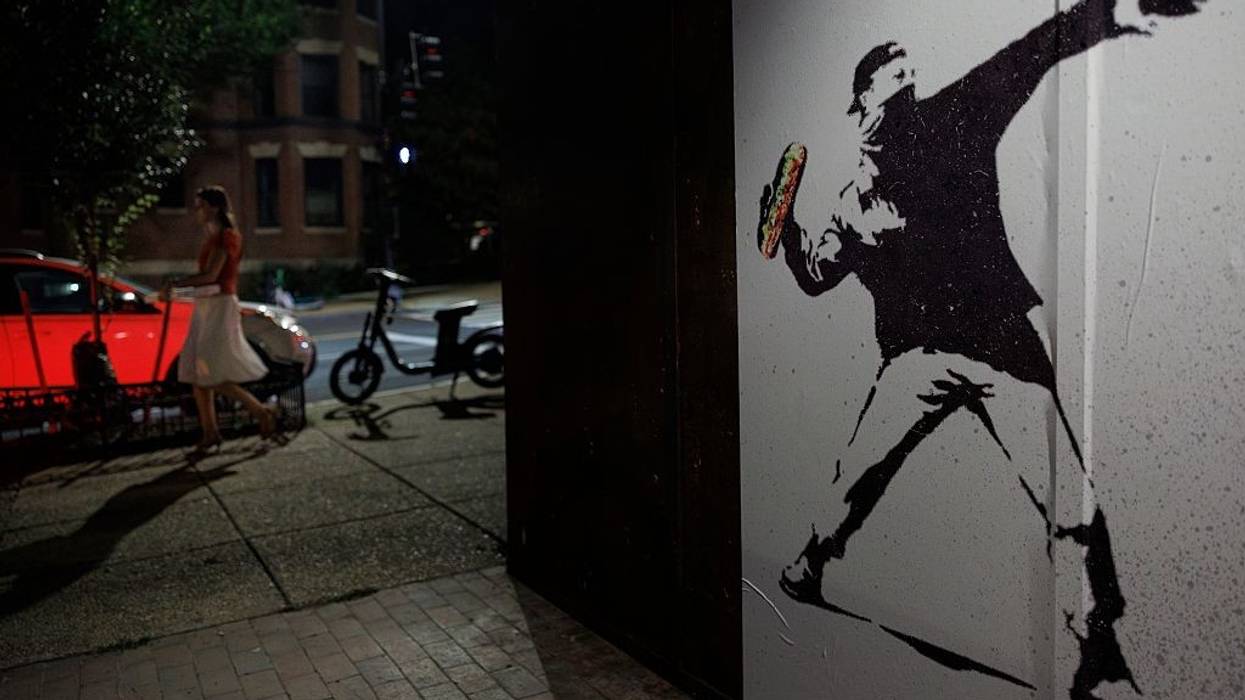 DC Grand Jury Refuses to Indict Sandwich-Throwing Man Opposed to Trump City Takeover