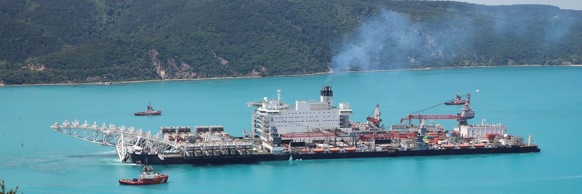 A pipelayer vessel travels from Turkey to Russia through Bosphorus.