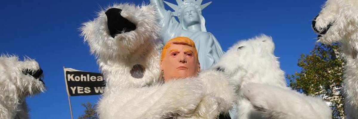 US 'Spits in the Face' of World by Promoting Fossil Fuels at UN Climate Summit