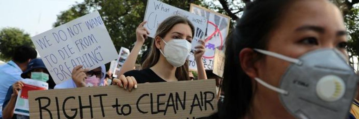'Mass Murder': New Report Says Air Pollution From Fossil Fuel Combustion Causing 4.5 Million Deaths Each Year