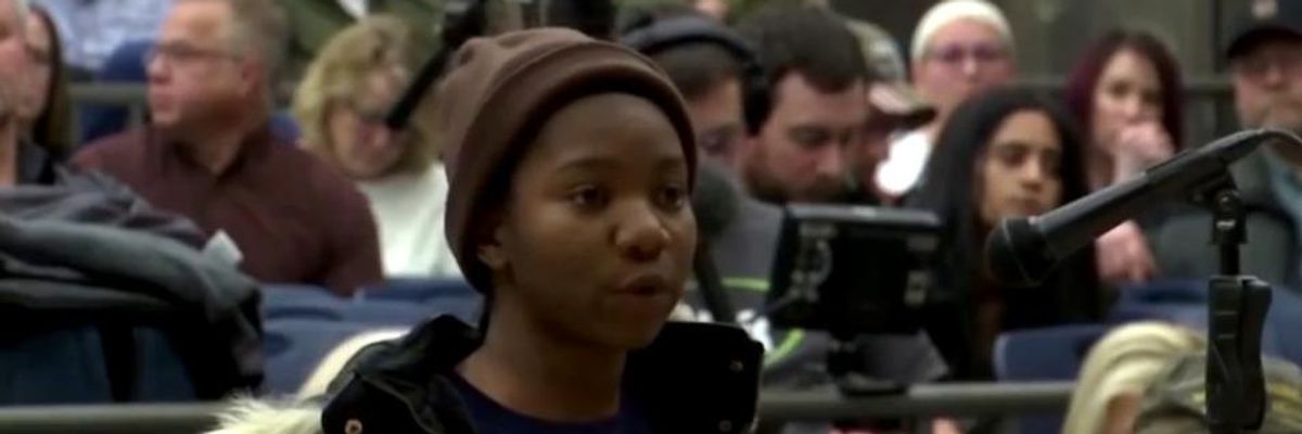 At Emotional Meeting, North Dakota Residents Talk County Officials Out of Trumpian Plan to Ban Refugees