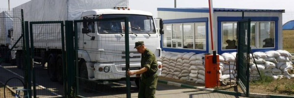 US/NATO Accusations Fly as  Russian Aid Convoy Crosses Into Ukraine