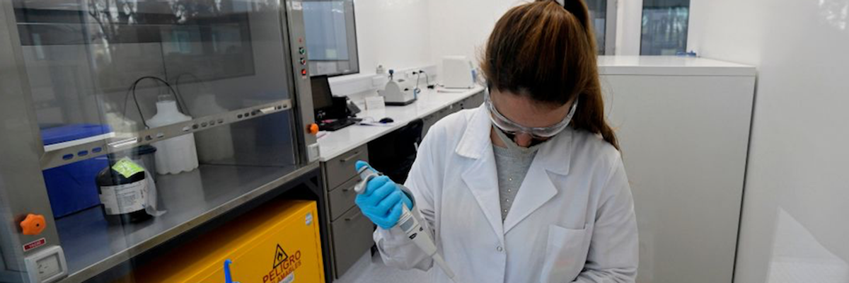 WHO Official Warns No Widespread Covid-19 Vaccine Expected Until Mid-2021