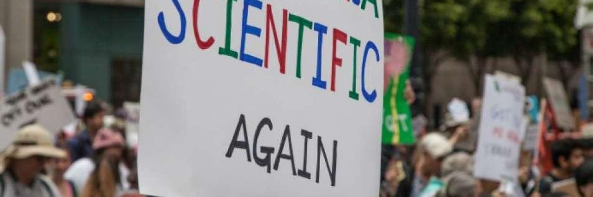 New Survey of 63,000 Scientists Across 16 US Agencies Details How Trump Is 'Sidelining Science'