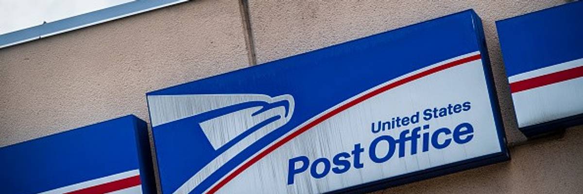 Warning of Partisan Takeover, Senate Democrat Demands Freeze on Trump Postal Board Nominees