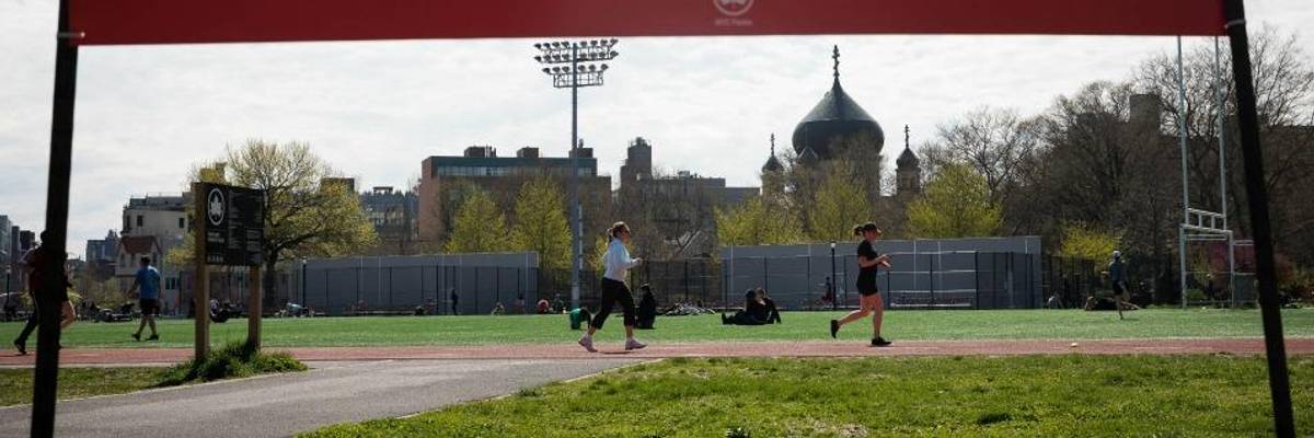 Indictment of Trump and a Warning: 90% of US Coronavirus Deaths Could Have Been Prevented With Swifter Action