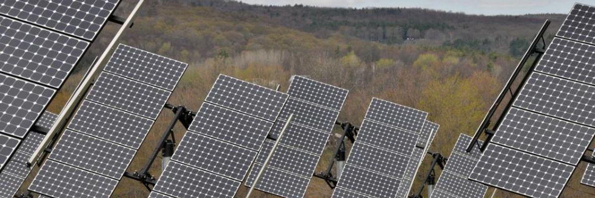 On Eve of KXL Vote, GOP Senate Rejects Sanders' National Solar Expansion Plan