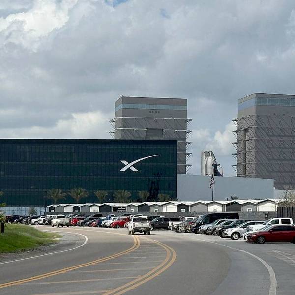 As Elon Musk Becomes a Trillionaire, Report Highlights 'Darker Realities' of His Texas SpaceX Fiefdom