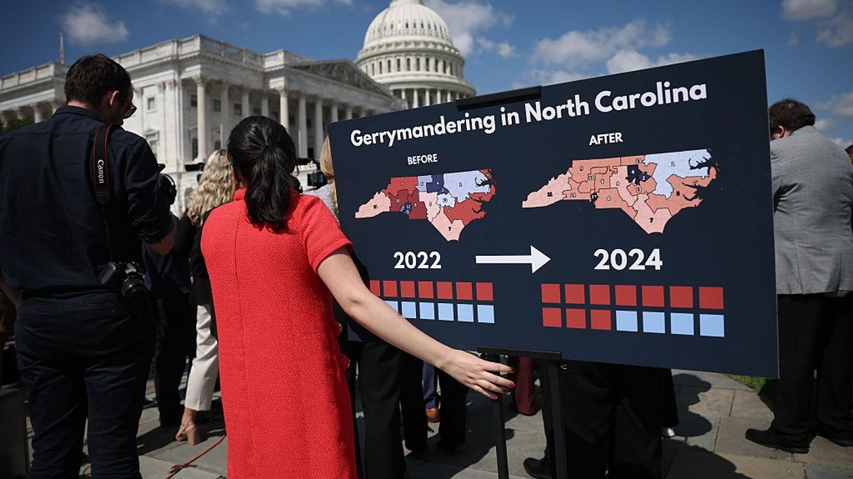 'RIP to Free and Fair Elections,' Say North Carolina Dems After GOP Approves New Voting Map
