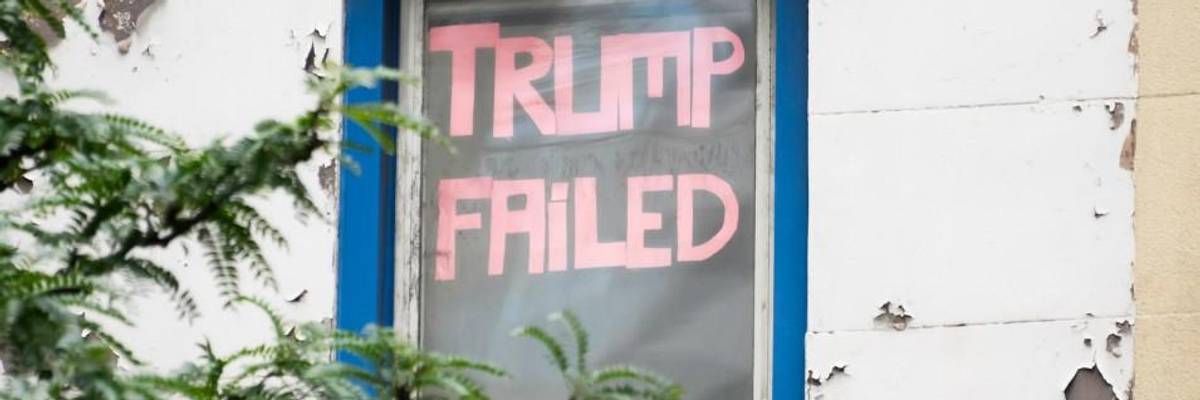 Disapproval of Trump's Covid-19 Response Soars to 60% as US Shatters Single-Day Record With 75,600 New Infections
