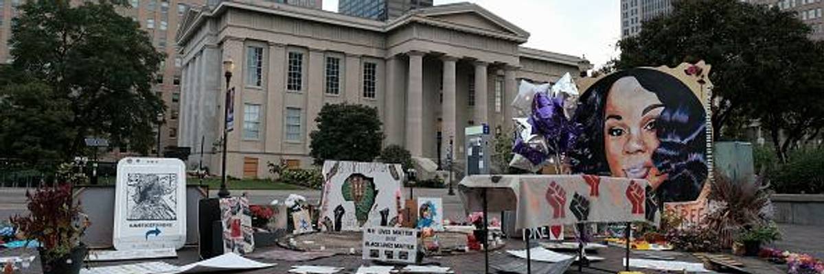 'Property More Valuable Than Human Life': No Charges Against Officers for Killing Breonna Taylor