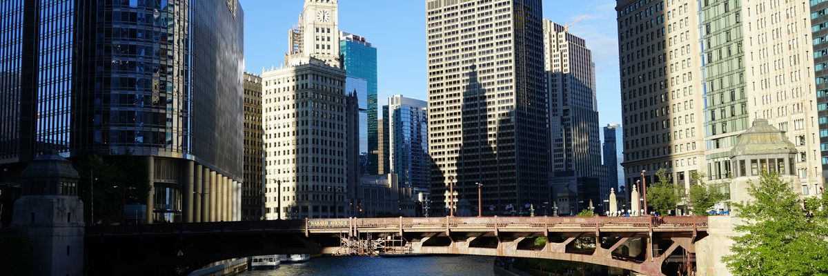 'Monumental': Chicago Commits to 100% Renewable Energy by 2040
