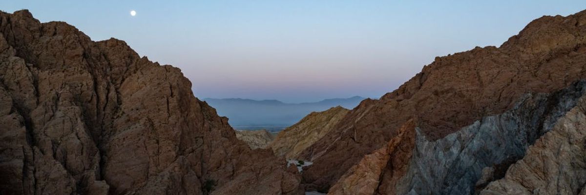 A view of the Chuckwalla Mountains