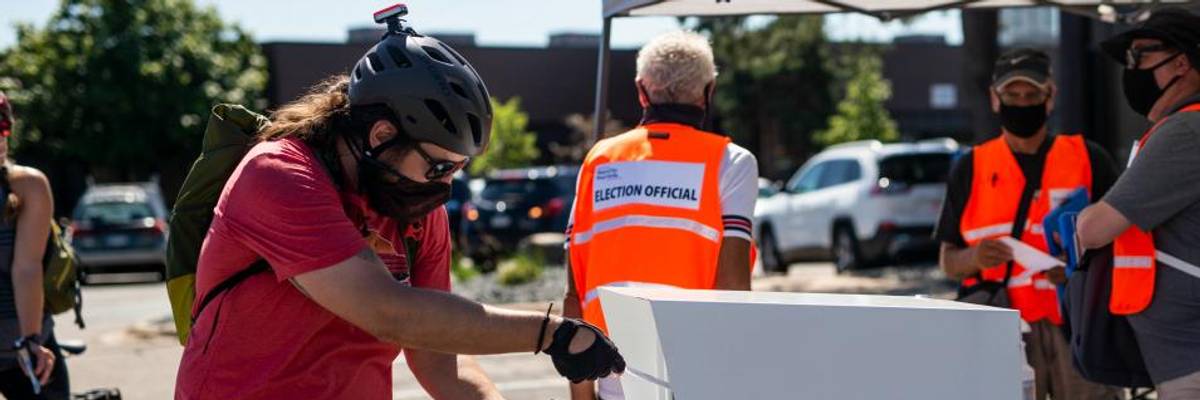 Minnesota Democrats Implore Voters to 'Drop Off Your Ballot' in Person After Last-Minute Court Ruling